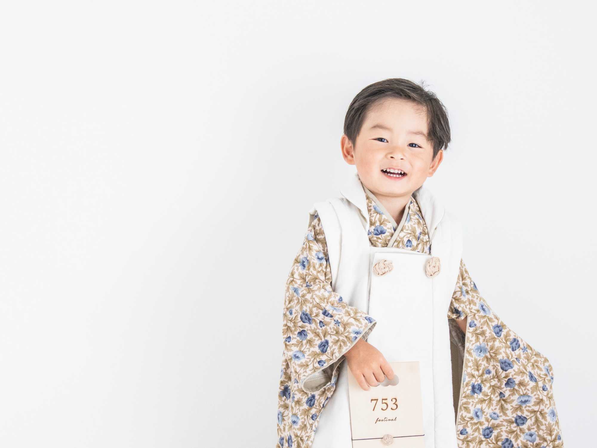 七五三の小物や着物の細部が分かる作例