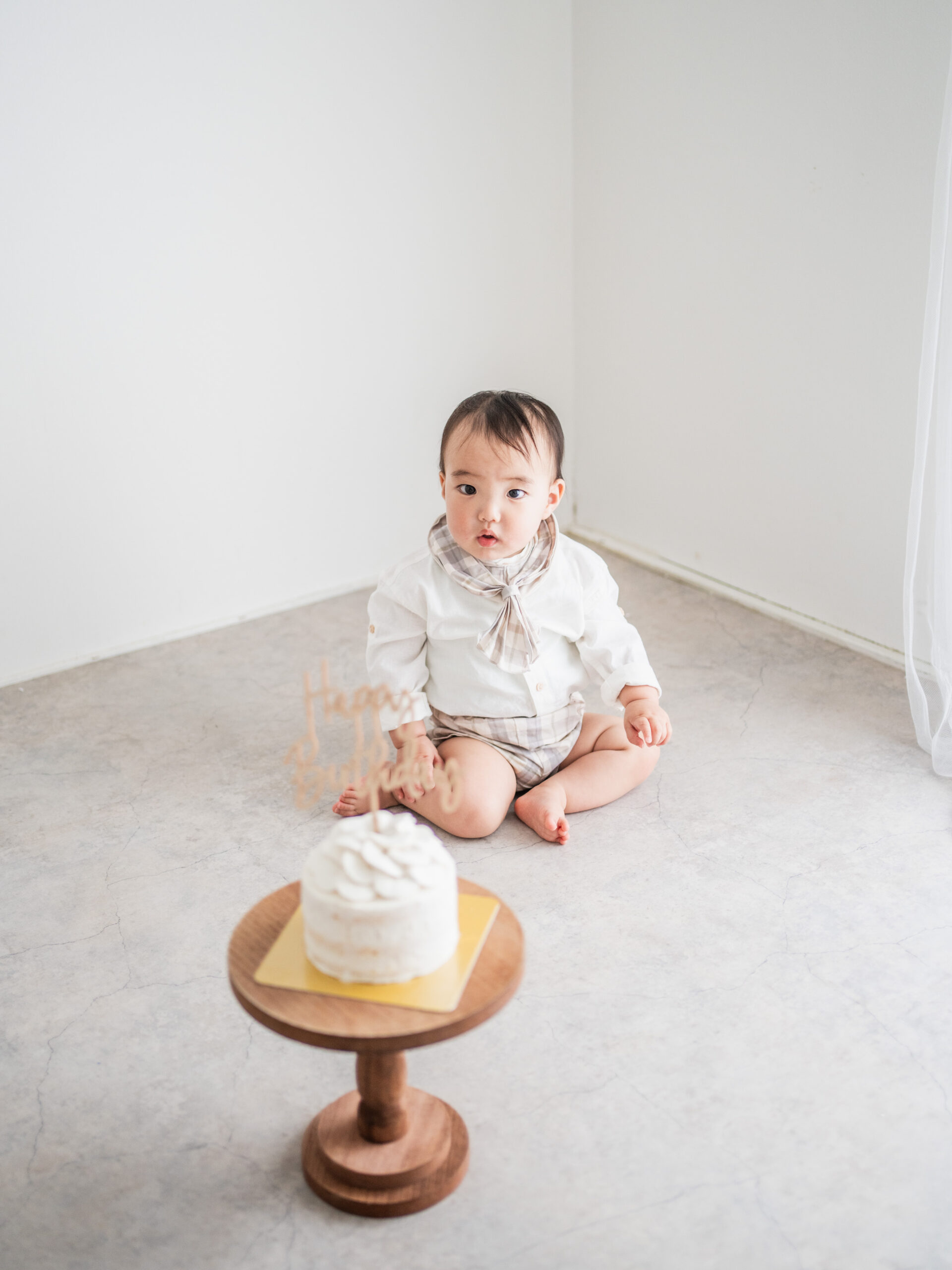 スマッシュケーキ撮影前の1歳バースデーフォト